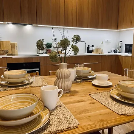 Kasarenske Namestie * Koszyce