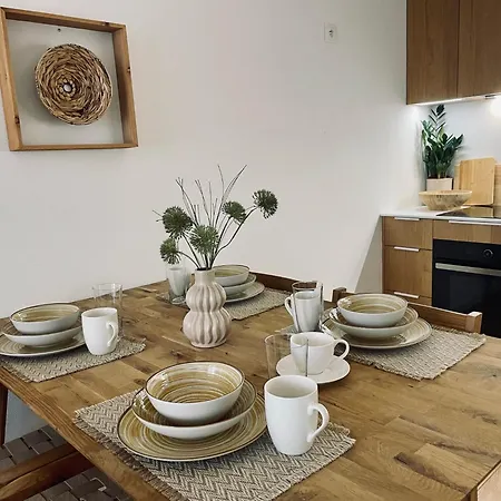 Apartament Kasarenske Namestie *