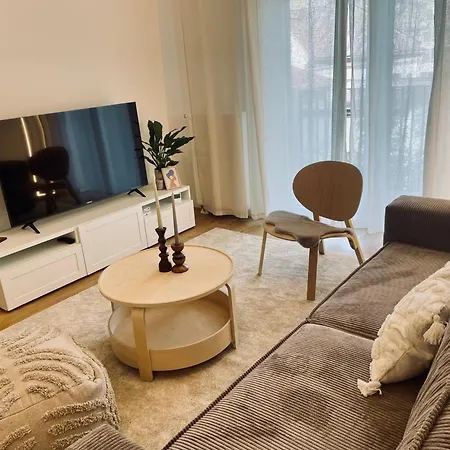 Kasarenske Namestie Apartament