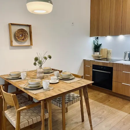 Kasarenske Namestie * Koszyce